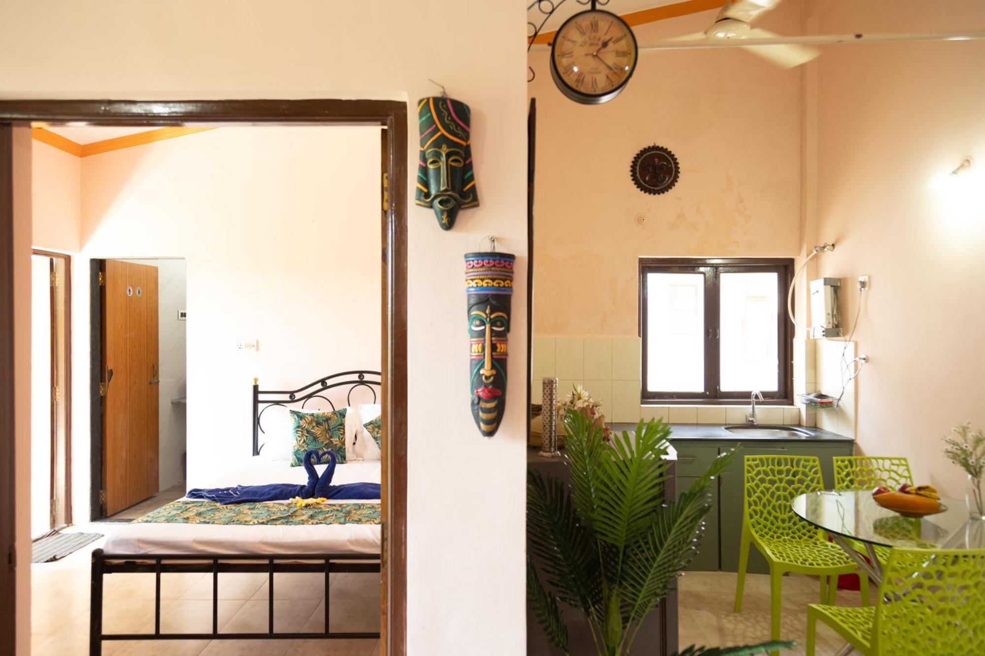 Bbn Serviced Apartment Calangute Room photo
